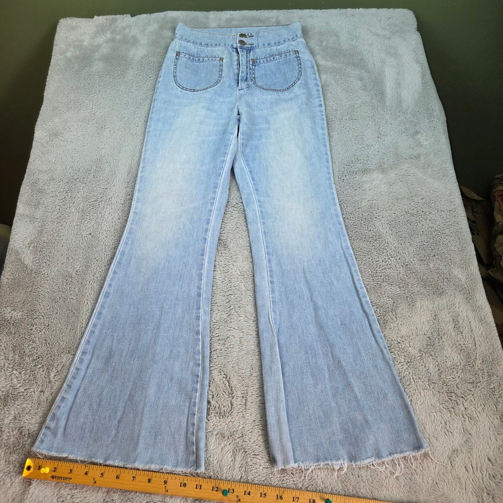 Billabong Flare Jeans Women Sz 25 High Rise Raw Hem Patch Pocket Light Blue Wash